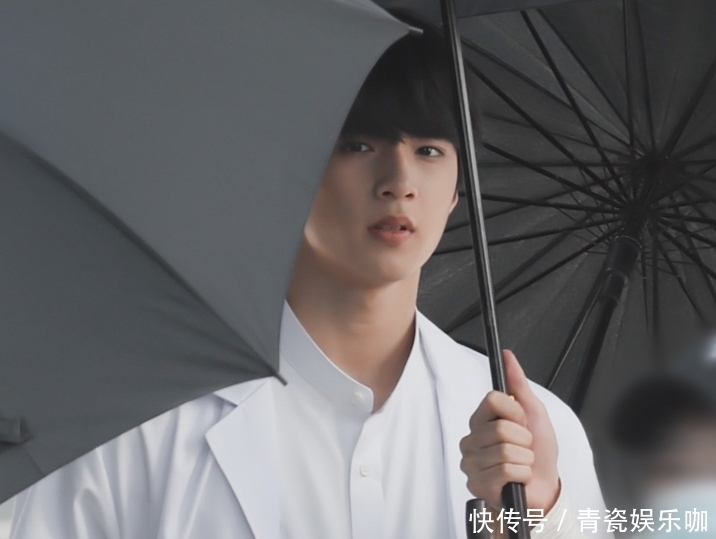 范丞丞 刘耀文综艺资源开花啦,被曝加盟《灌篮4》,“神仙阵容”太强了