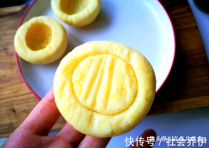 小碗|玉米面搭配各种时蔬,做出既有颜值营养又均衡玉米小碗,口感超棒