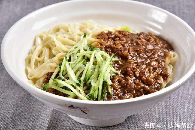 知名|网友评选最知名的10碗面条,你认同吗?没有沙茶面最可惜!