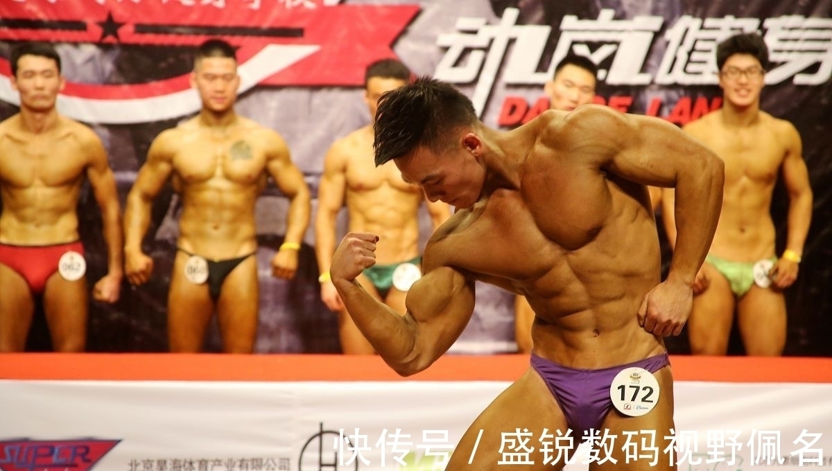施瓦辛格|像阿诺德施瓦辛格这种健身用的肌肉,打击类格斗其实是不实用的