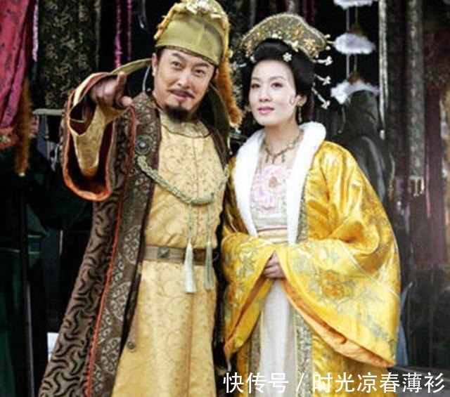 衣袍|古人长袍拖地不怕被弄脏吗事先做的这个工作，丝毫不用担心弄脏！