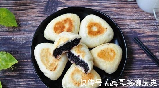 紫米|早餐吃紫米三角包,10分钟上桌,太香了!