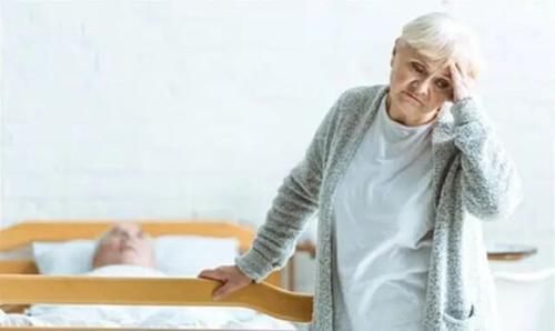 肠胃疾病|提醒：长期吃降压药者，要留意身上3种变化，很重要