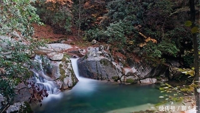 中国最独特的县城建在海拔3千米的悬崖边，还是川藏线必经之路