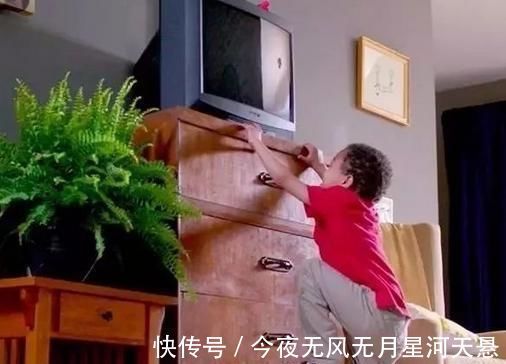 破坏性行为|宝宝的这3种“破坏性行为”，是在悄悄变聪明，宝妈们别盲目阻止