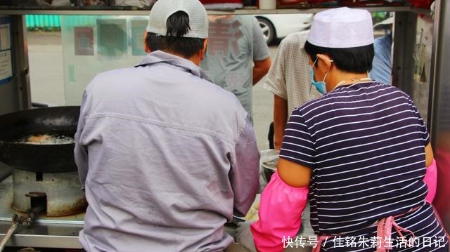  卖光|天津这家干了26年的烫面炸糕，每天早上8点半卖光，想吃的请早