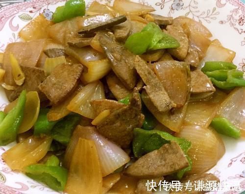 洋葱和它一起炒,称为天然“血管清洁剂”,血管不堵了,身体强壮