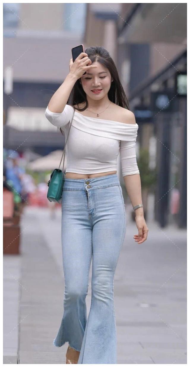 感觉|一字领露腰上衣, 搭配复古喇叭裤, 微胖美女也能热辣清纯