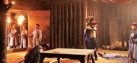 御史|御史巡视监狱出一上联,死刑犯当场对出,御史你无罪释放