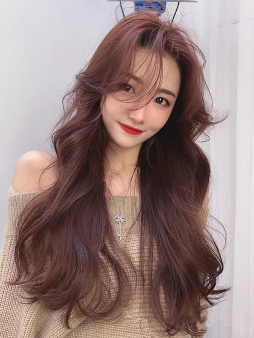 看一眼就会迷上的发色，温柔显气质又美丽动人，显白又好看