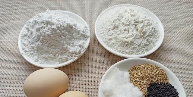 好吃|家中有糯米粉的试下这做法,外酥里糯,营养又解馋,比面包好吃!