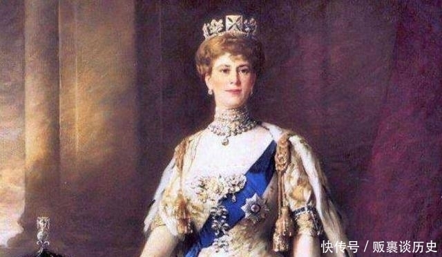 她是最奢侈的王后,大婚时脖子被珠宝压弯,全身佩戴802克拉钻石