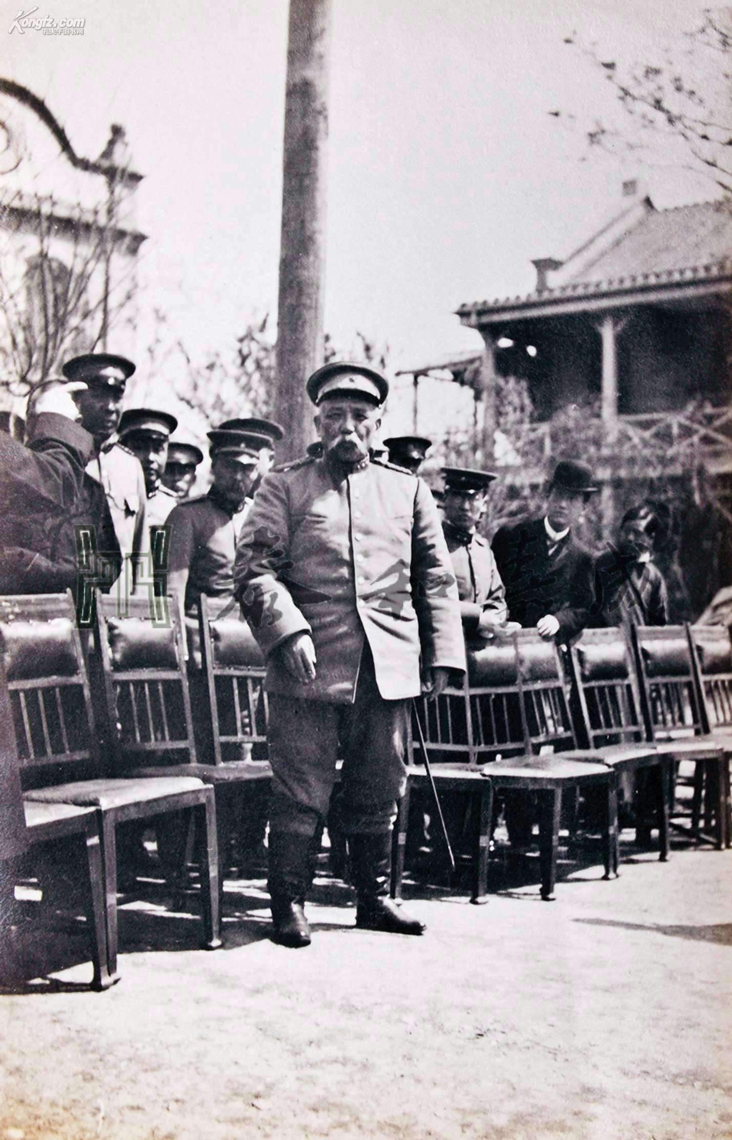 终身制|袁世凯已经当终身制总统了，为何还要称帝？冯巩的曾祖父说：跟蛤蟆有关