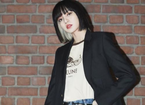 都是外国导师,Amber可以在现场lisa只能上网课?原因很现实