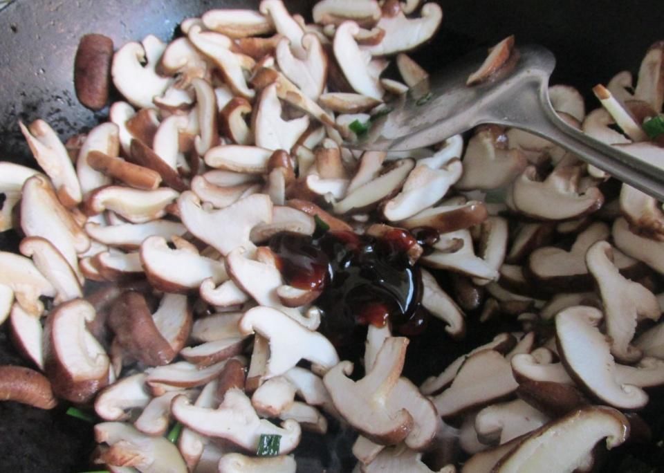 它的营养价值是牛肉的4倍,这个夏天要多吃,简单易做比吃肉都香