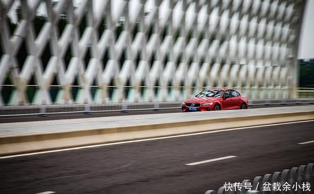 没选|滴滴为何没选特斯拉?试完沃尔沃全新S60后秒懂