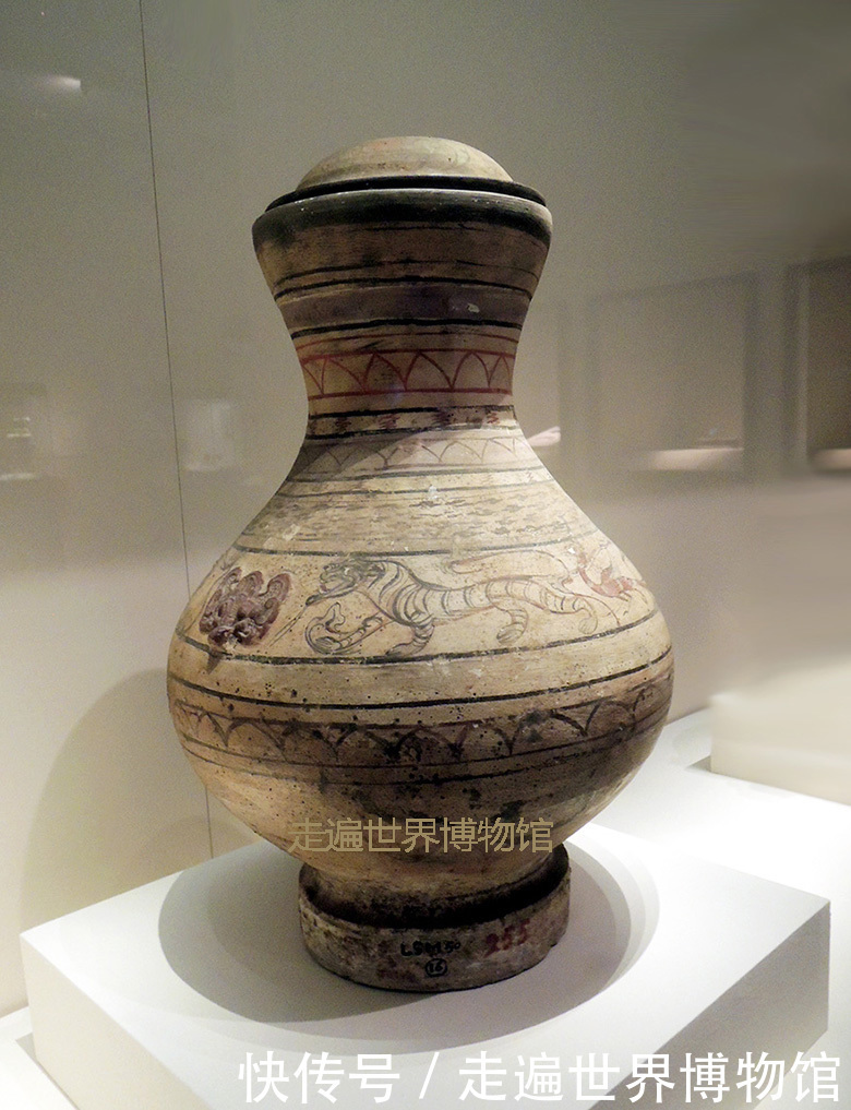 为何二千年的秦兵马俑色彩脱尽,而五千年的彩陶罐却亮丽如初