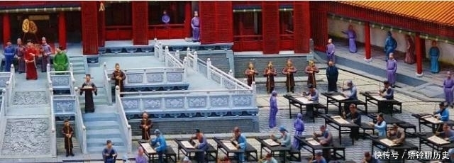 唐伯虎没有点过秋香,做一愚蠢事毁仕途,妻离子散靠卖字画度残生