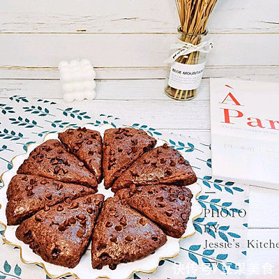 这道超浓郁的巧克力司康，一上桌就被哄抢一空