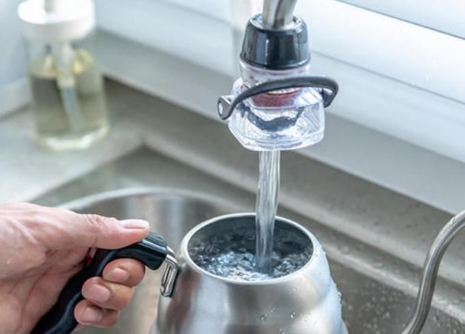 長期喝燒開的自來水,不喝礦泉水,身體會變成什么樣長見識了