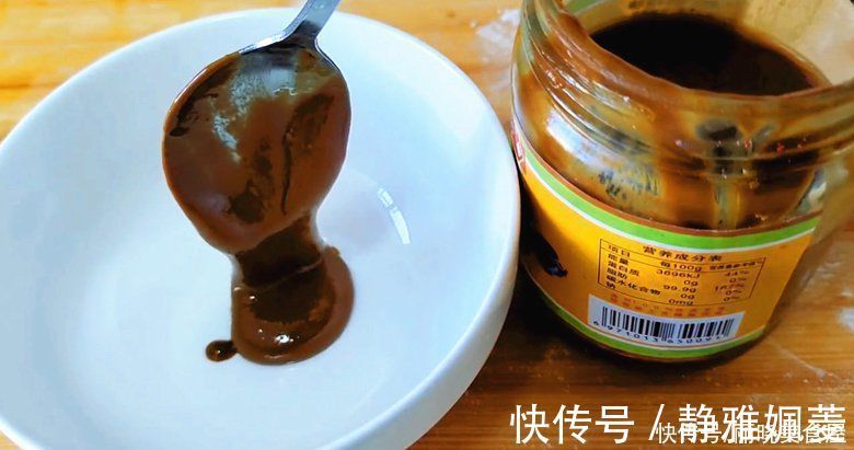 面团|玉米面倒进开水锅里,瞬间变美食,一周吃6次都嫌少,营养又解馋