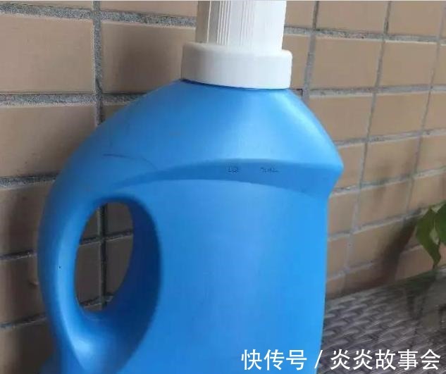 “洗衣液桶”别扔,这样剪2刀,秒变养花神器,还能种菜