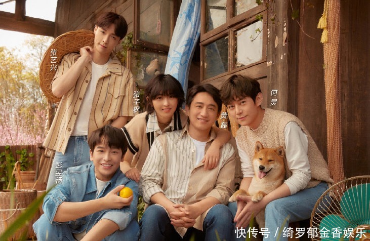 张艺兴 持证上岗!张艺兴《向往的生活》开车拉杨紫,身后庞然大物太惹眼