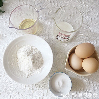 新手零失败戚风蛋糕做法,不开裂不塌陷