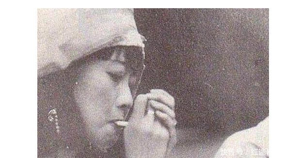 无人|晚清真实照:杂乱的龙床无人打扫!18岁的慈禧美的不敢相信