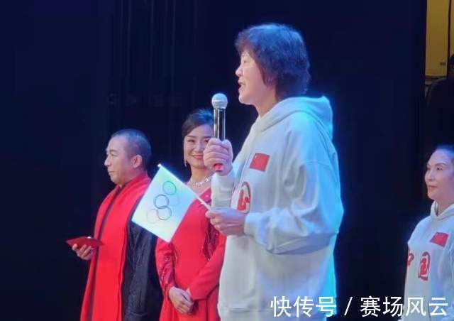 执教|郎平还在美国!出席洛杉矶春晚活动,或视频参与女排主教练评选