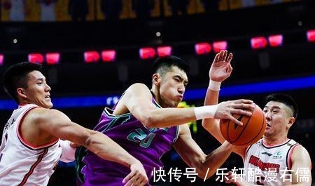 废掉|山东男篮惨败,徐长锁亲手废掉四员大将,有巩晓彬在不至于此