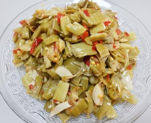 芋头|这菜对眼睛特别好,天然的“护眼菜”,下饭开胃,补钙质,视力变清晰