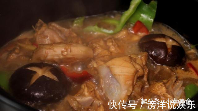 营养|炖鸡肉时，别再直接下锅炖，大厨教你一招，鸡肉鲜嫩营养不流失