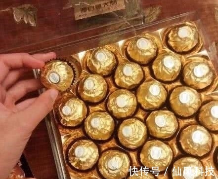 同样是巧克力:美国有士力架,意大利有费列罗,中国有它就够了!
