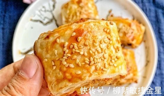 用料简单做法容易，肉松火腿酥了解一下，好吃到没朋友！