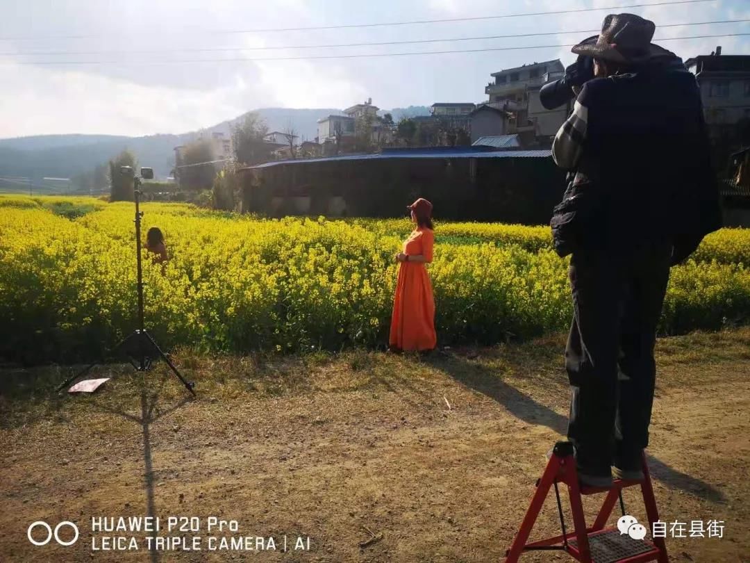 遍地金黄，山口村的油菜花开了，美到犯规！