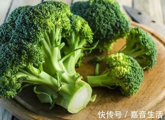 维生素c|常吃西兰花的人,身体不会差,但不要与一物同食,记得分享给家人