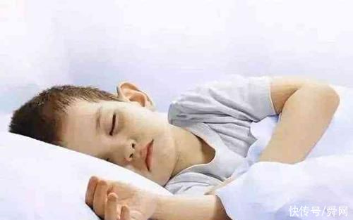 黄金期|夏天是孩子长个“黄金期”,家长一定抓住这个关键时期,也要避开这6个误区