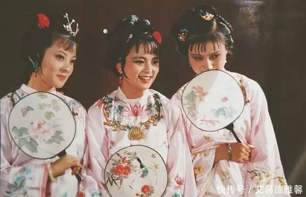 畏惧|探春是人见人爱的玫瑰花,为何王熙凤那么畏惧她?有两个关键因素