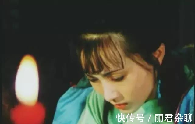 小红@红楼梦中最不起眼的丫鬟, 连贾宝玉都想让她服侍, 却未能如愿