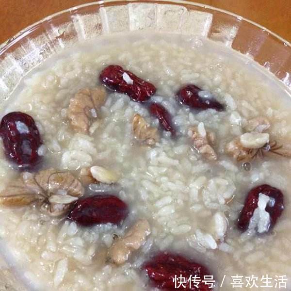 红枣|核桃配此物一起煮,养血益气,大脑聪明,失眠好了,皮肤更细腻