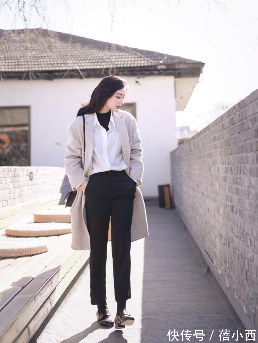 黄黑皮|原来“乐福鞋”才是真香鞋子,借鉴这些搭配,照着穿摆脱路人感