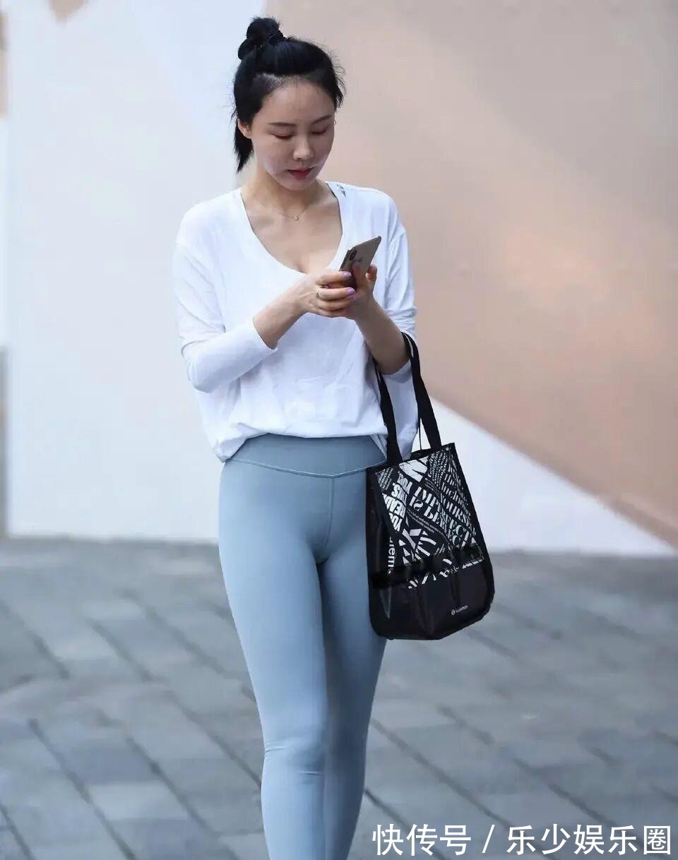 优雅 打底裤优雅高贵的气质,充满青春时尚