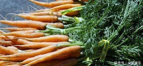 女人爱美适合常吃3种食物，排毒养颜，延缓衰老，肌肤更水嫩