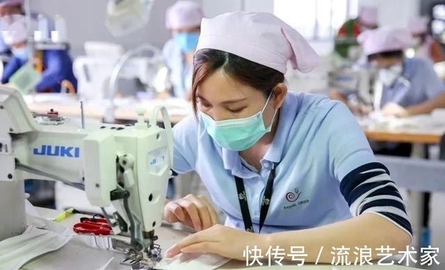 服装行业|实体店一件衣服500元，电商却只卖几十块？内幕被揭开，你还买吗