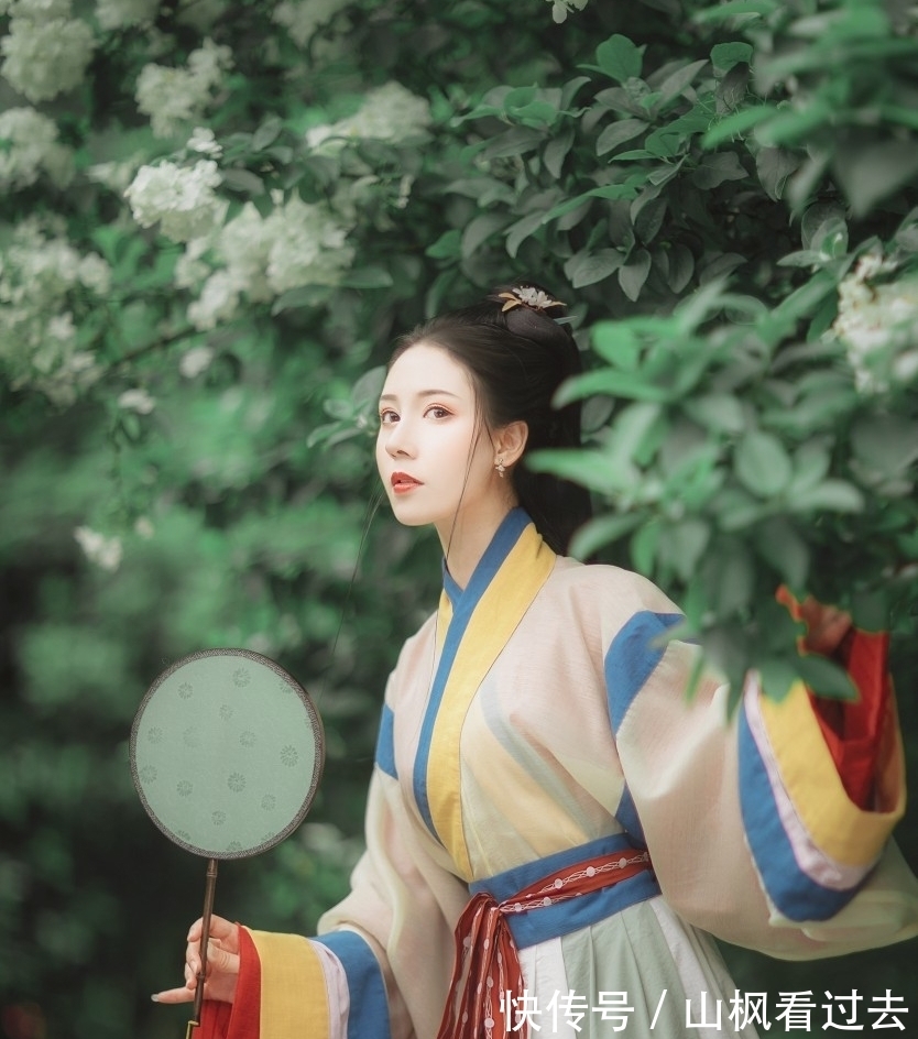 重生文《望族庶女》她虽然生于名门庶出,