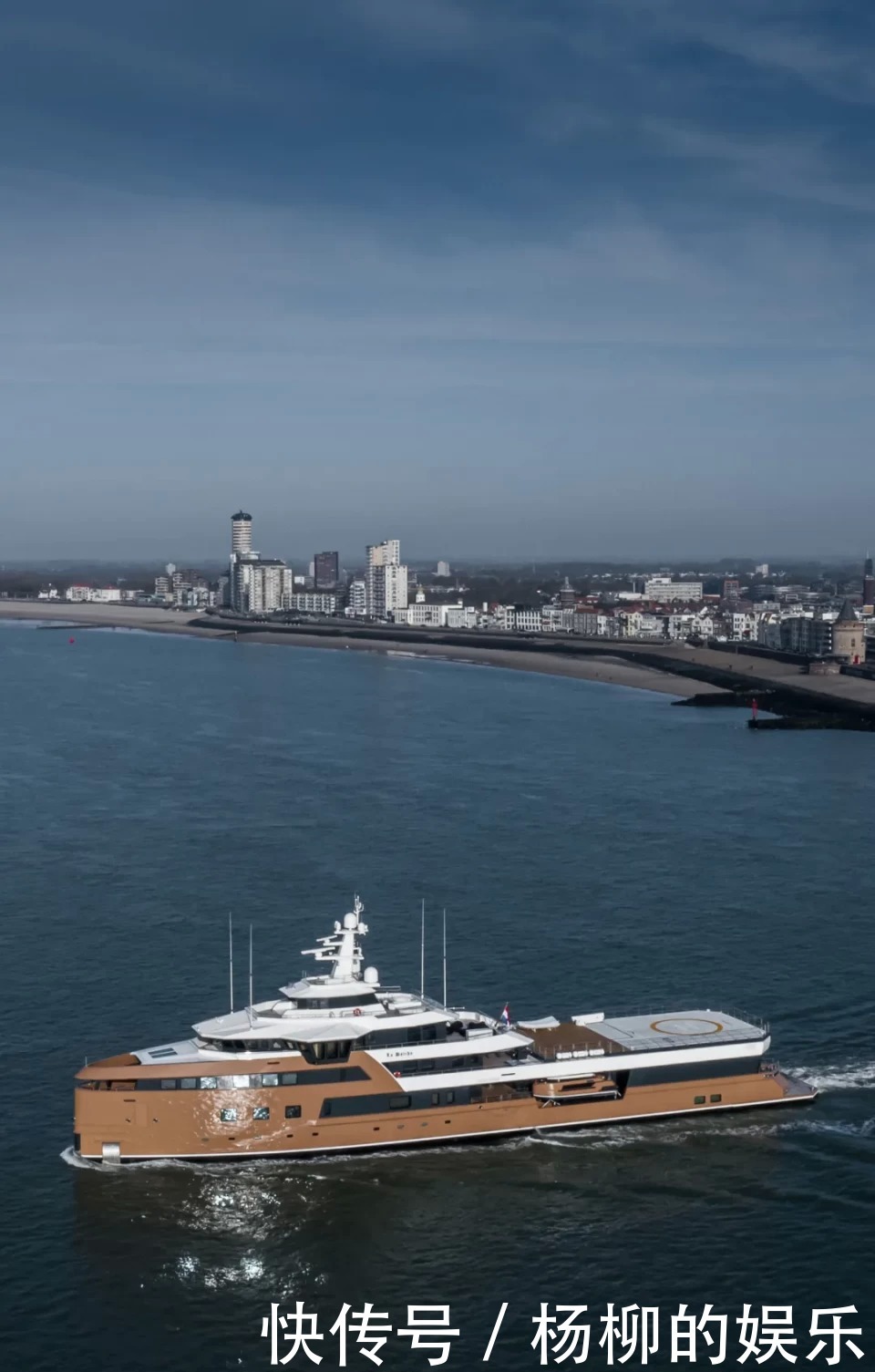 第一艘有固定行程、专为商业活动建造的探险游艇租赁旅程已开启