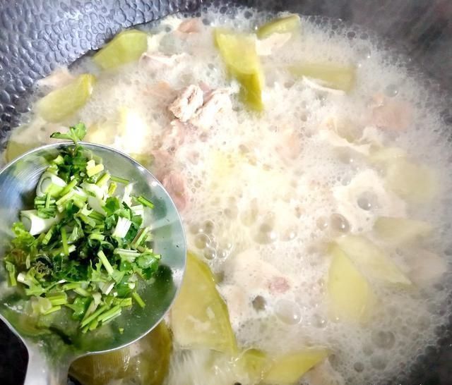 大厨|炖牛肉时,有人焯水有人直接炖,都不对,大厨:教你最好吃的做法