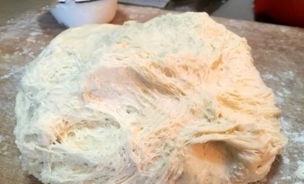 无论蒸馒头还是包子,发面只加酵母是大忌,加点“它”分分钟溢盆