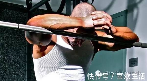 髋部|难怪他健身从不受伤，看完秒懂怎样保护膝盖、手肘、背部了！